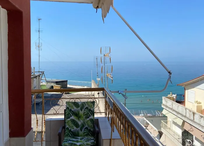 Kerasioti Sea View Διαμέρισμα Nea Kallikrateia