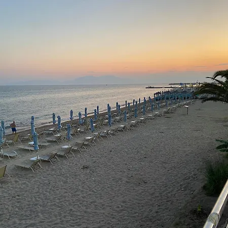 Lägenhet Kerasioti Sea View *